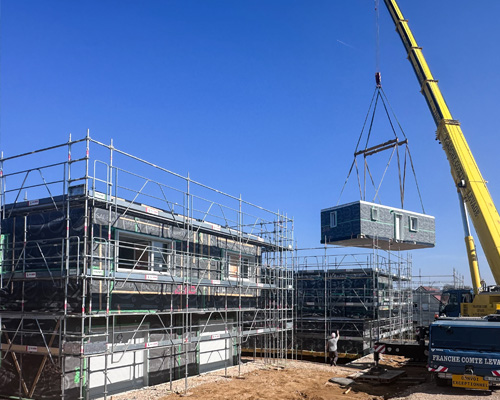 Habitat modulaire à Serre-les-Sapins